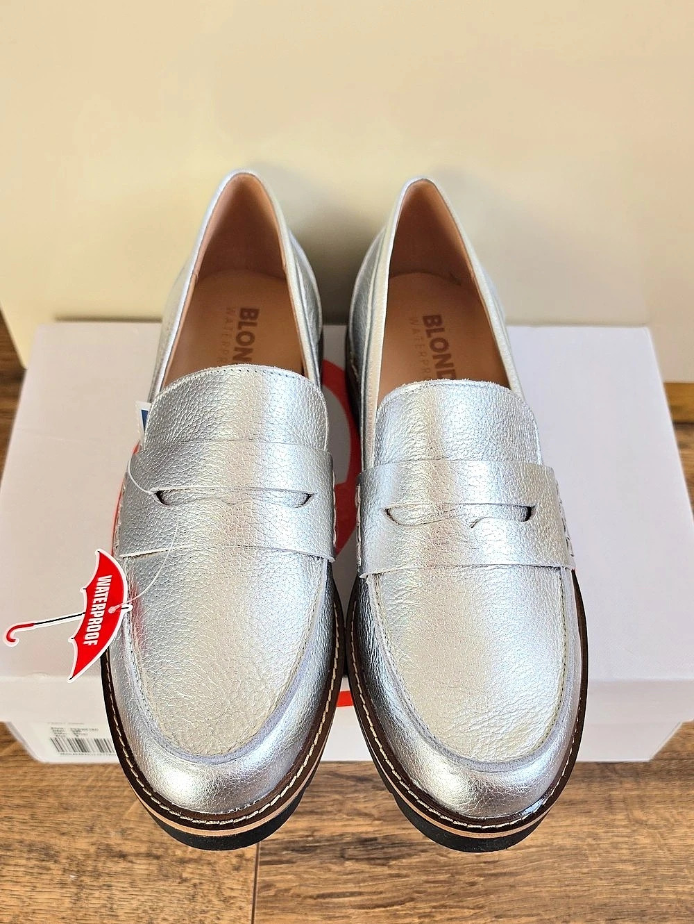 Blondo Penny Leather Loafers Silver US 8M NWT